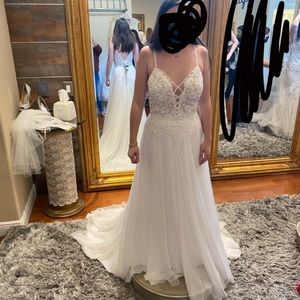 Wedding dress